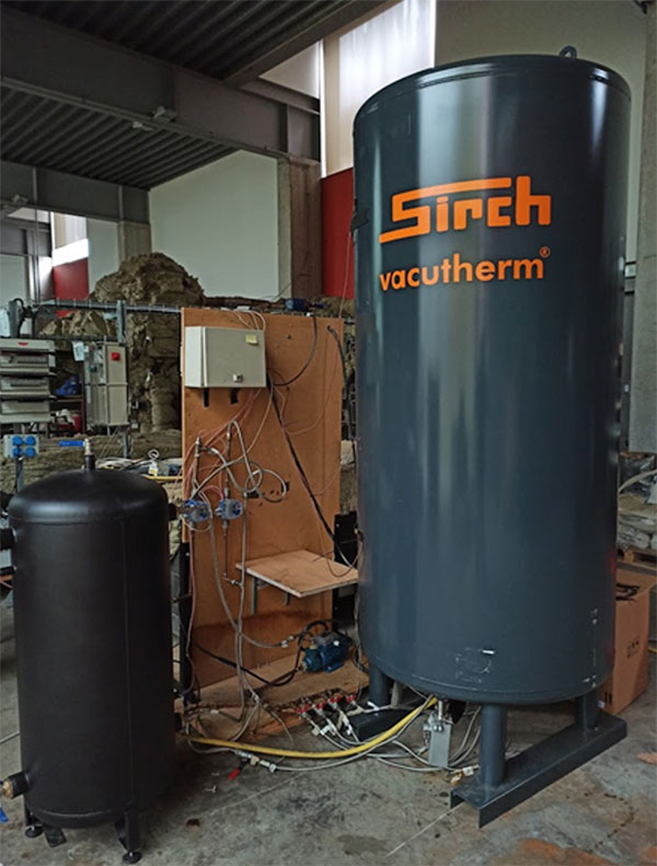 Sensible heat tank